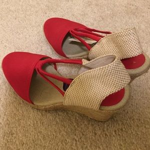 Adrienne Vittadini wedge sandals.
